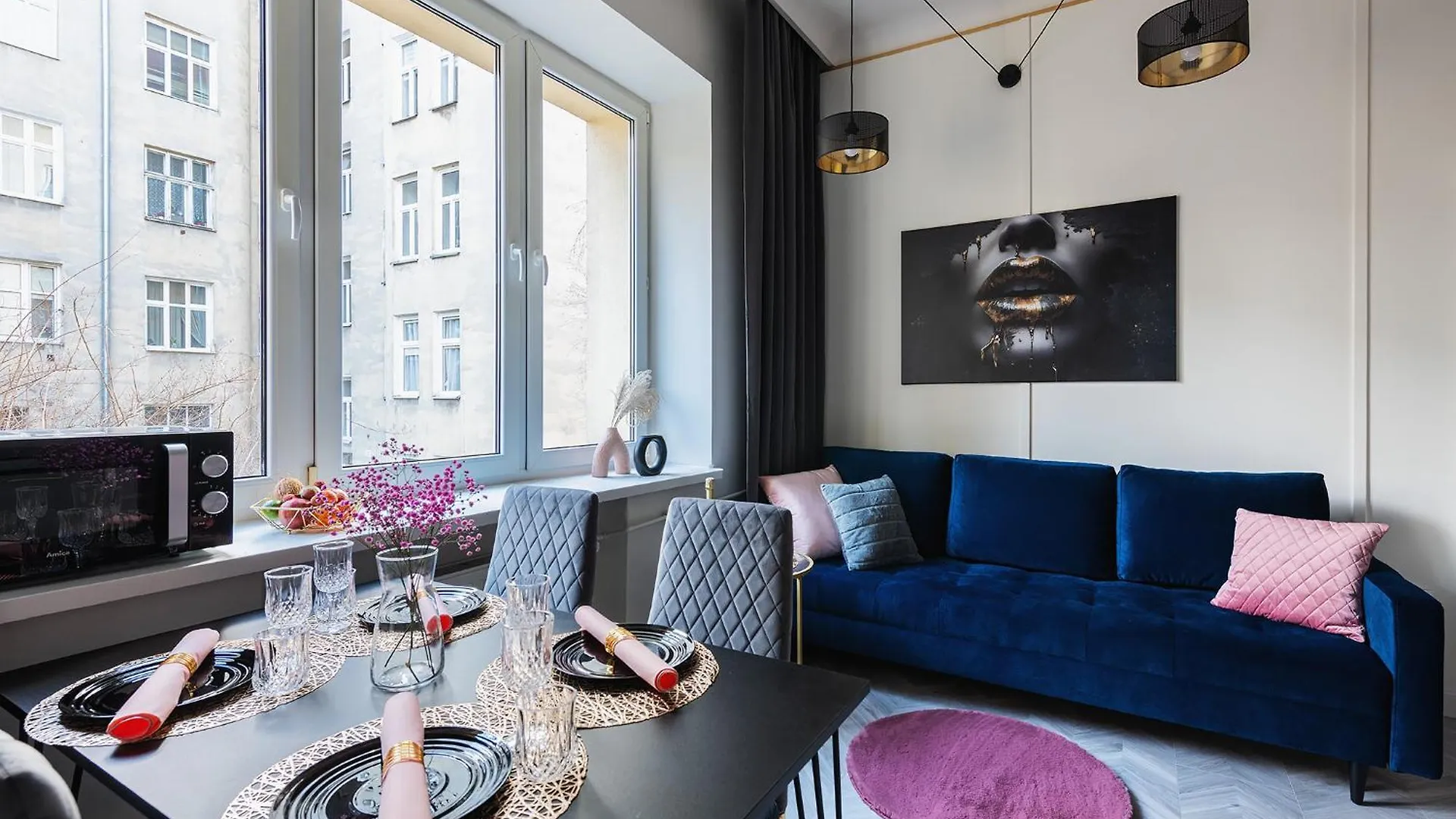 Luxury Apartments In The City Center Warschau Polen