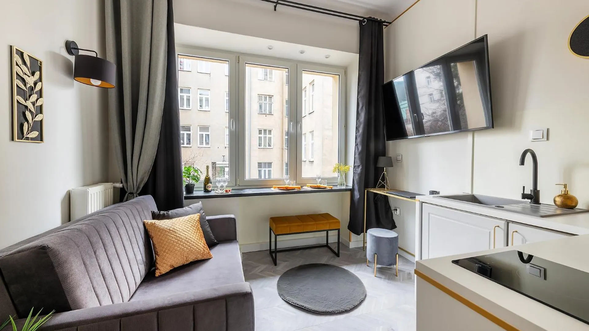 Luxury Apartments In The City Center Warschau Polen